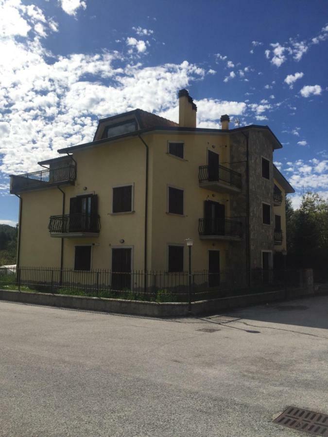 Appartamento La Petite Maison Ateleta Esterno foto